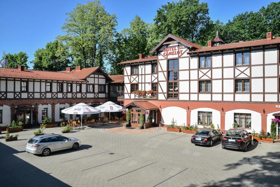 Hotel Camelot Bad Salzbrunn Exterior foto